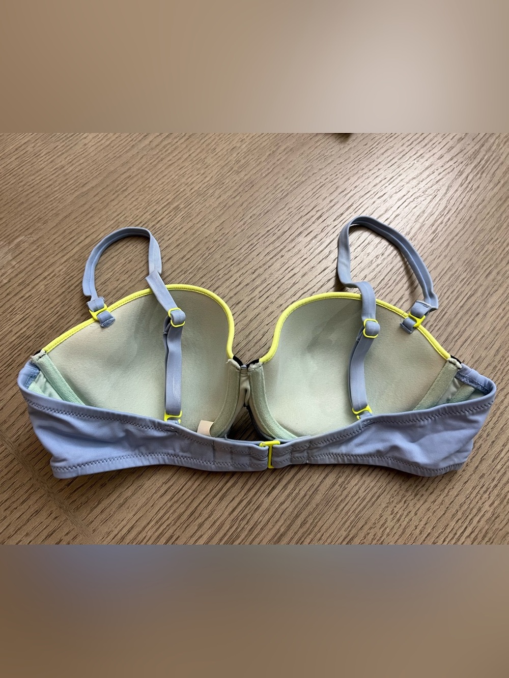 Victoria's Secret Color Block Bikini Top - Picture 3 of 3